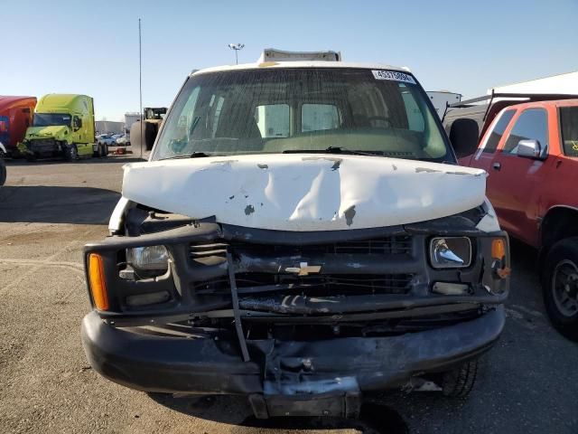 2000 Chevrolet Express G2500