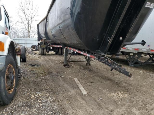 2017 Mack Dump Trailer