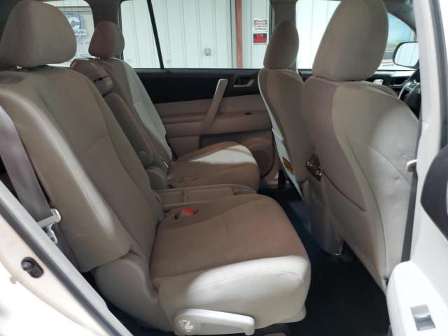 2013 Toyota Highlander Base