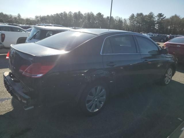 2005 Toyota Avalon XL