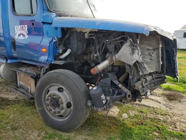 2017 Freightliner Cascadia 125