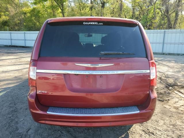 2013 Chrysler Town & Country Touring