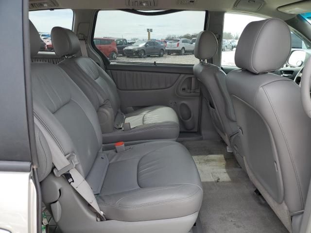 2008 Toyota Sienna XLE