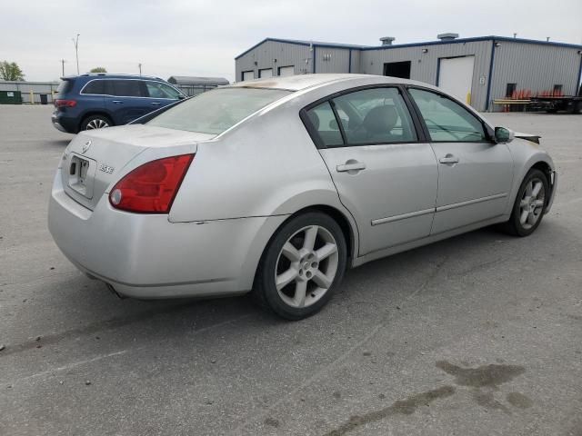 2005 Nissan Maxima SE