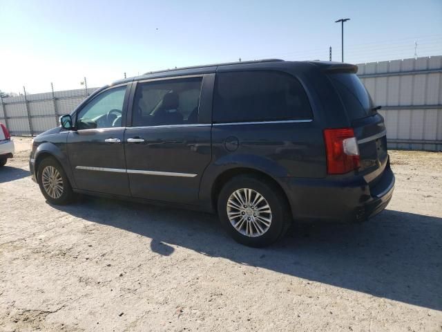 2013 Chrysler Town & Country Touring L