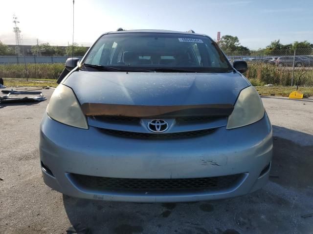 2006 Toyota Sienna CE