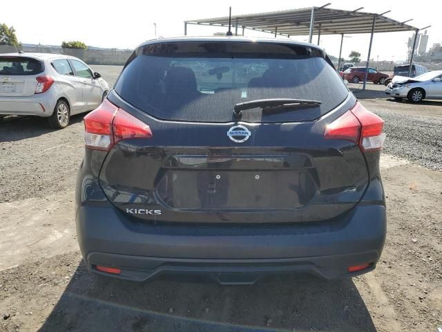 2018 Nissan Kicks S