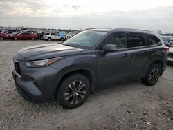 Salvage cars for sale at Sikeston, MO auction: 2020 Toyota Highlander XLE