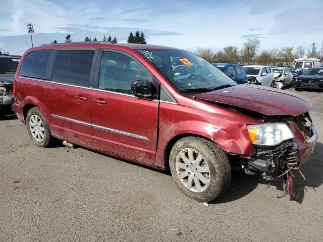 2014 Chrysler Town & Country Touring