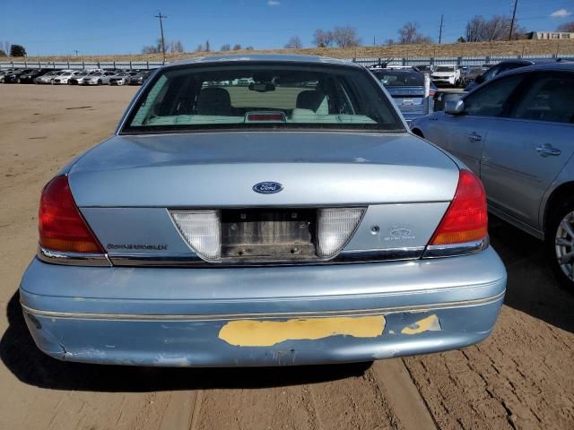 2003 Ford Crown Victoria LX