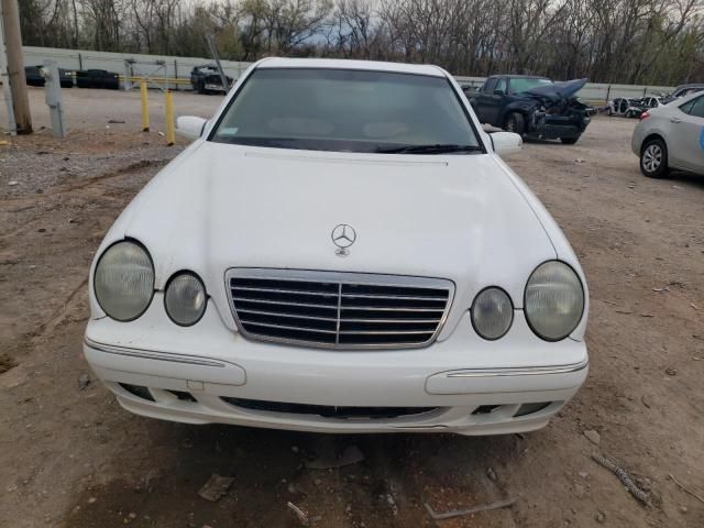 2001 Mercedes-Benz E 320