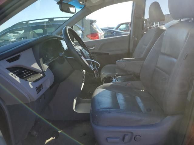 2015 Toyota Sienna XLE