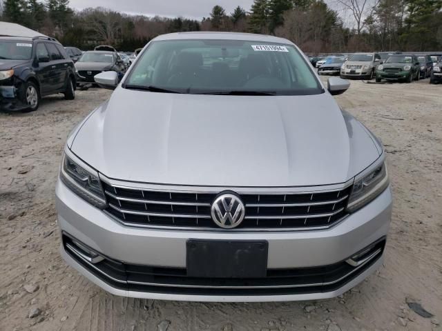 2016 Volkswagen Passat SE