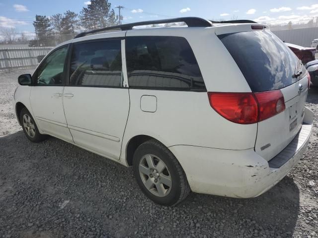 2006 Toyota Sienna CE