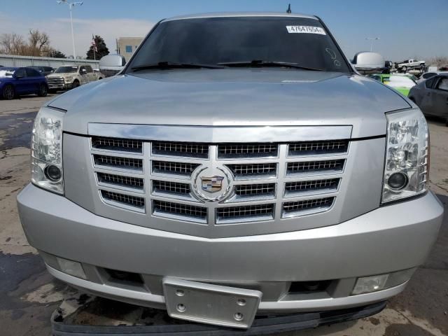 2011 Cadillac Escalade Luxury