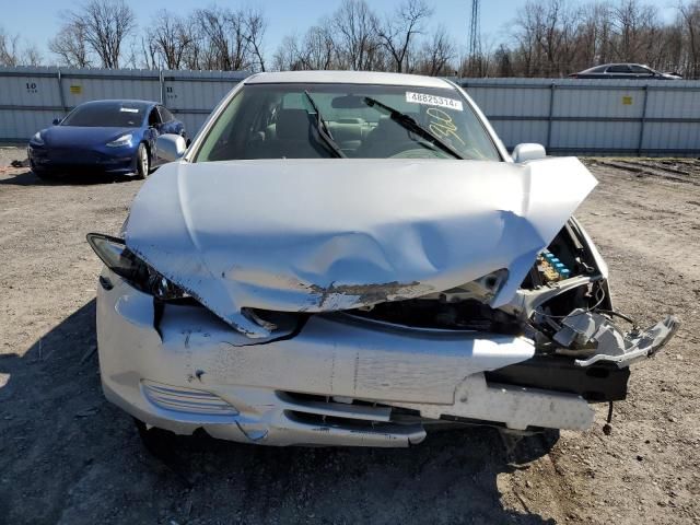 2004 Toyota Camry LE