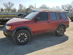 Salvage cars for sale at Wichita, KS auction: 1996 Nissan Pathfinder LE