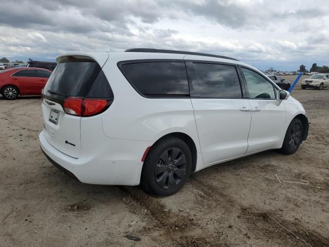 2020 Chrysler Pacifica Hybrid Limited