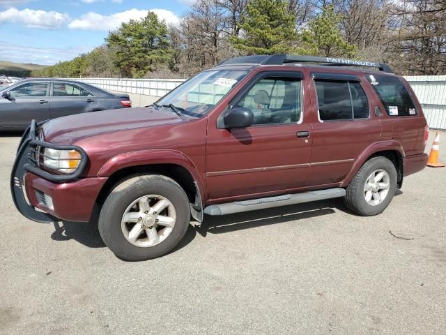 2004 Nissan Pathfinder LE