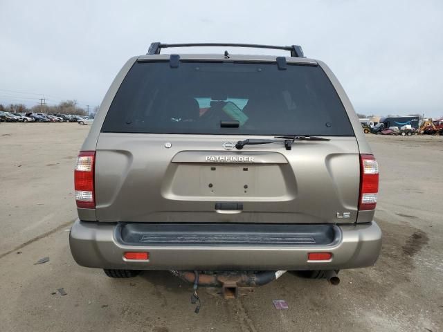 2004 Nissan Pathfinder LE