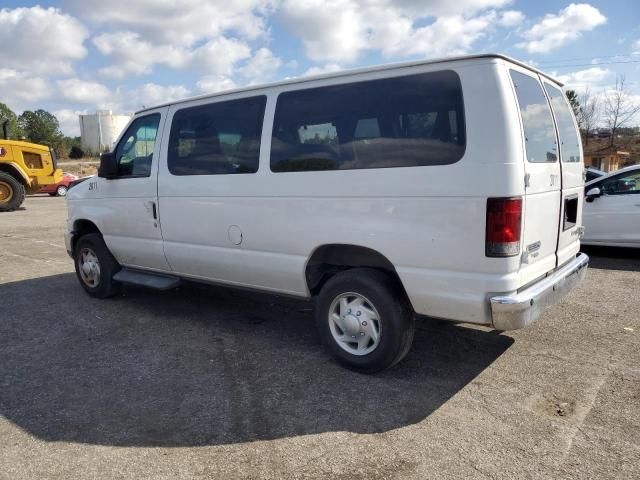 2011 Ford Econoline E350 Super Duty Wagon