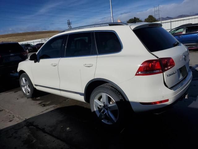 2011 Volkswagen Touareg Hybrid