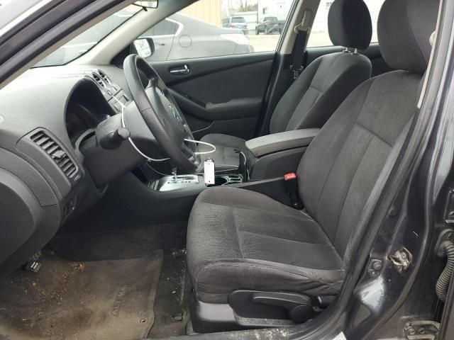 2010 Nissan Altima Base