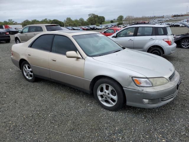 2000 Lexus ES 300