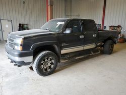 Salvage Trucks for parts for sale at auction: 2005 Chevrolet Silverado K2500 Heavy Duty