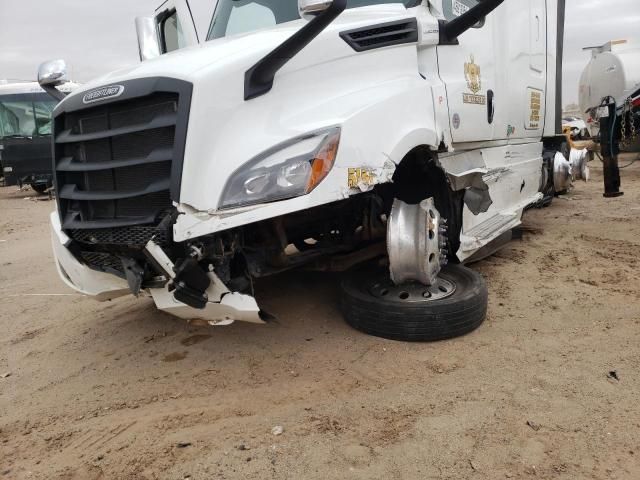 2024 Freightliner Cascadia 126