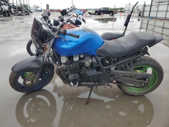 2000 Kawasaki ZR750 F