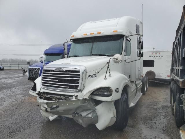 2005 Freightliner Conventional Columbia