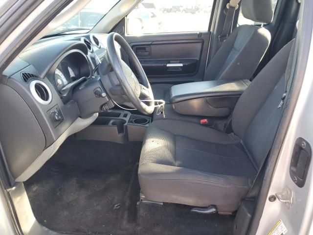 2008 Mitsubishi Raider LS