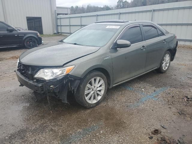 2014 Toyota Camry Hybrid