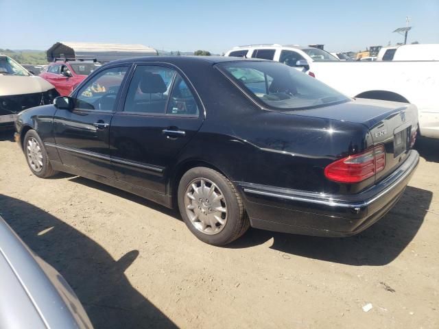 2000 Mercedes-Benz E 320