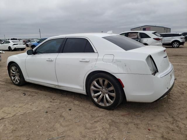 2019 Chrysler 300 Touring