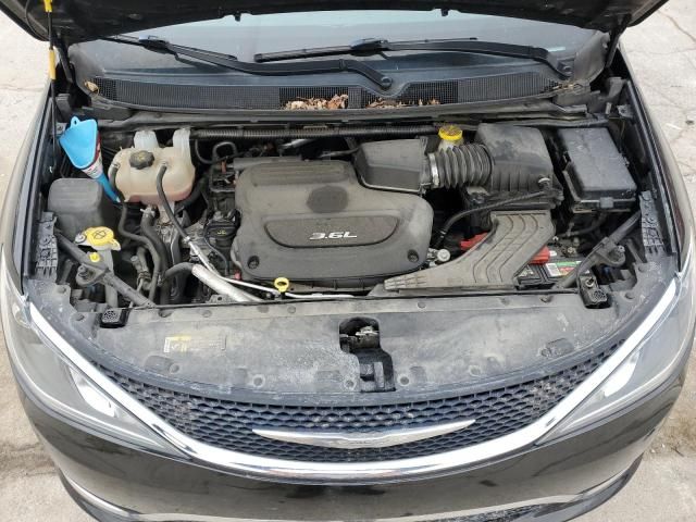 2017 Chrysler Pacifica Touring L Plus