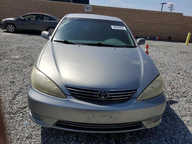 2005 Toyota Camry LE