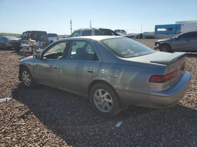 1999 Toyota Camry LE