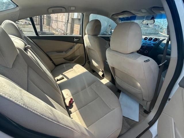 2012 Nissan Altima Base