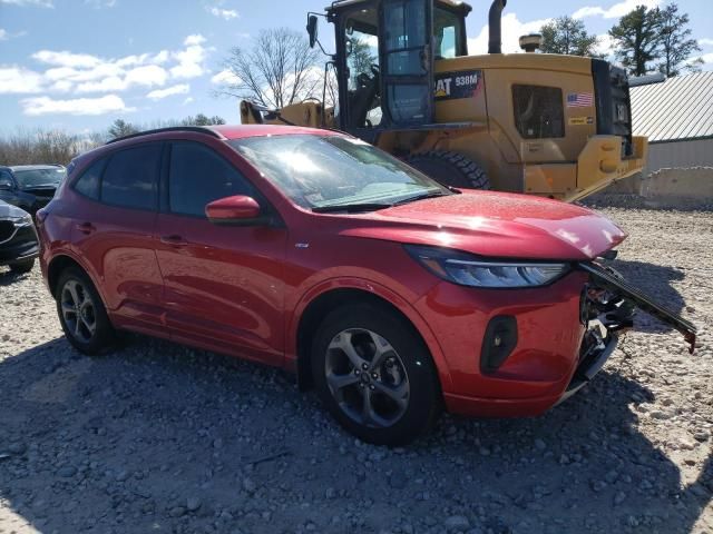 2023 Ford Escape ST Line Plus