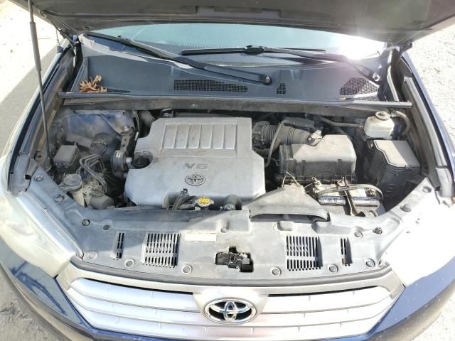 2011 Toyota Highlander Base