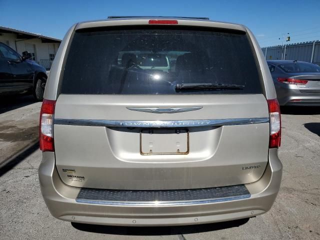 2015 Chrysler Town & Country Limited Platinum