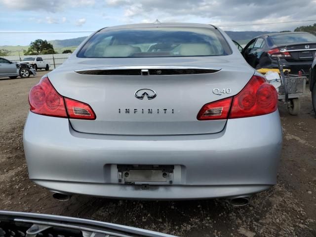 2015 Infiniti Q40