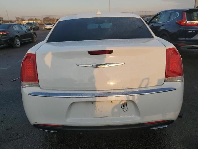 2016 Chrysler 300 Limited