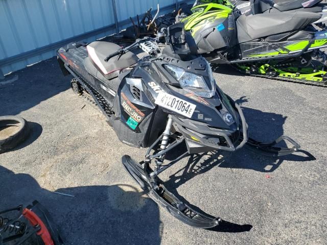 2017 Skidoo Renegade