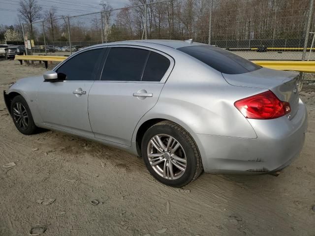 2015 Infiniti Q40