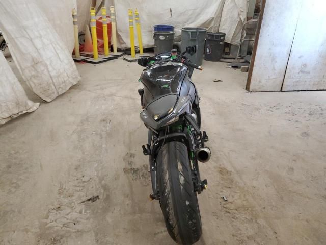 2015 Kawasaki ZX1000 J