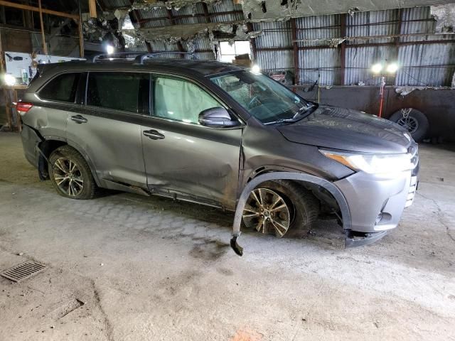 2018 Toyota Highlander LE