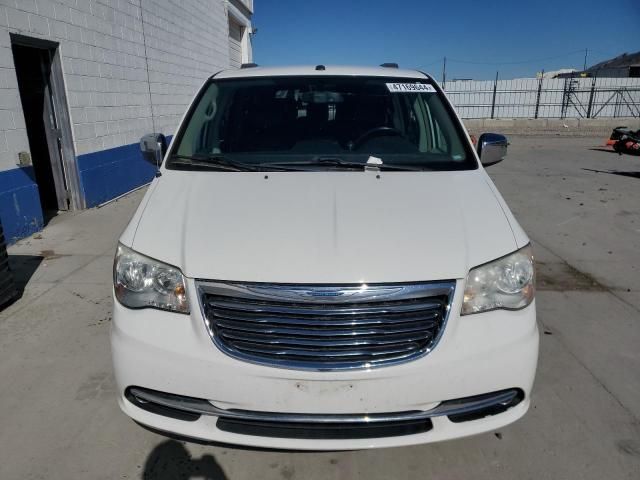 2011 Chrysler Town & Country Touring L